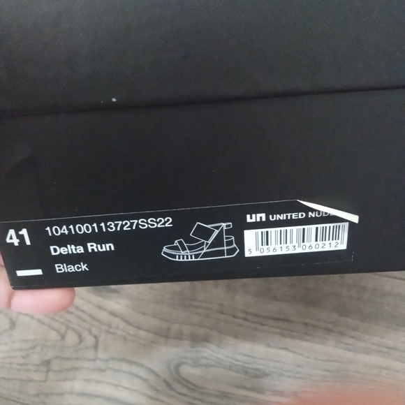 DELTA RUN - Picture 5 of 6